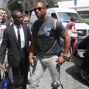 Victor Cruz - Arrivées au défilé de mode Louis Vuitton Hommes printemps-été 2018 au Palais Royal à Paris, le 22 juin 2017. © CVS/Veeren/Bestimage