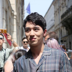 Xu Weizhou - Arrivées au défilé de mode Louis Vuitton Hommes printemps-été 2018 au Palais Royal à Paris, le 22 juin 2017. © CVS/Veeren/Bestimage