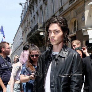 Will Peltz - Arrivées au défilé de mode Louis Vuitton Hommes printemps-été 2018 au Palais Royal à Paris, le 22 juin 2017. © CVS/Veeren/Bestimage