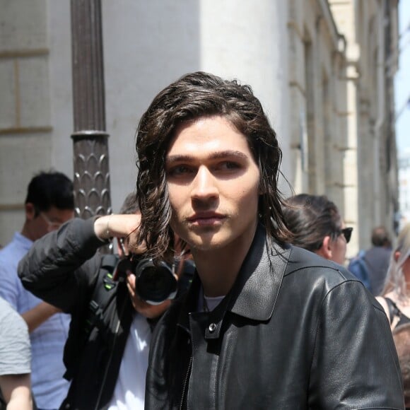 Will Peltz - Arrivées au défilé de mode Louis Vuitton Hommes printemps-été 2018 au Palais Royal à Paris, le 22 juin 2017. © CVS/Veeren/Bestimage