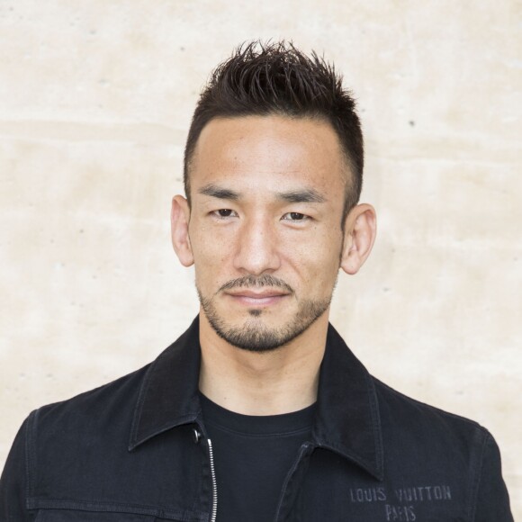 Hidetoshi Nakata - People au photocall du défilé de mode Louis Vuitton Hommes printemps-été 2018 au Palais Royal à Paris, le 22 juin 2017. © Olivier Borde/Bestimage