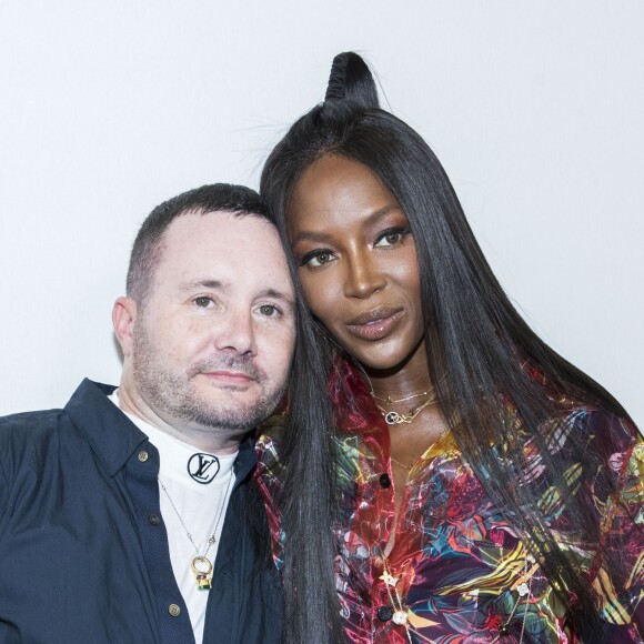 Le styliste Kim Jones et Naomi Campbell - Backstage du défilé de mode Louis Vuitton Hommes printemps-été 2018 au Palais Royal à Paris. Le 22 juin 2017. © Olivier Borde / Bestimage