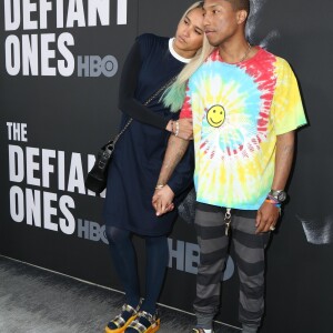 Pharrell Williams et sa femme Helen à l'avant-première de The Defiant Ones de HBO au Studio Paramount, à Los Angeles, le 22 juin 2017.