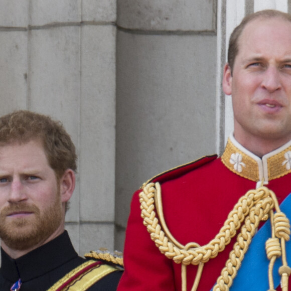 Le prince Harry avec la famille royale britannique lors de la parade "Trooping the colour" à Londres le 17 juin 2017.
