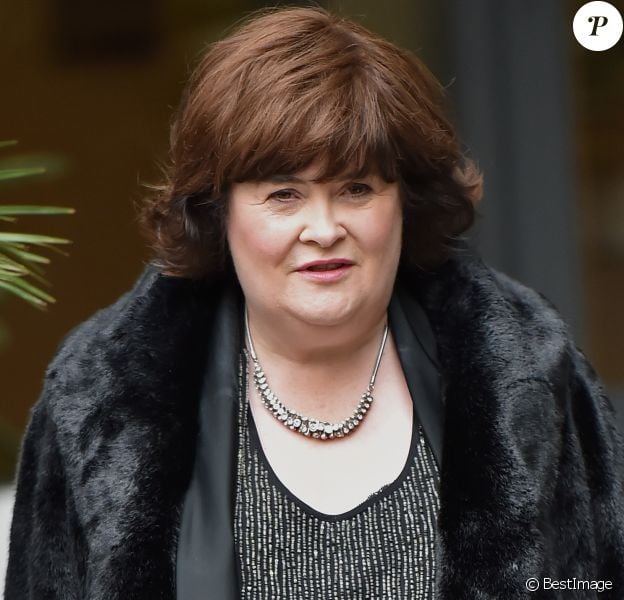 Susan Boyle à la sortie de studios à Londres le 13 novembre 2014