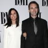 Courteney Cox et son fiancé Johnny McDaid lors des la 64 ème soirée annuelle des BMI Pop Awards au Beverly Wilshire Four Seasons Hotel à Los Angeles, le 10 mai 2016