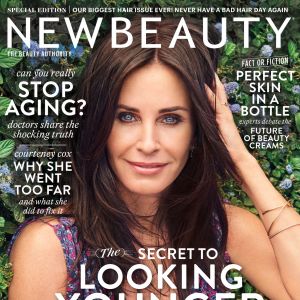 Courteney Cox en couverture du magazine NewBeauty - juillet 2017