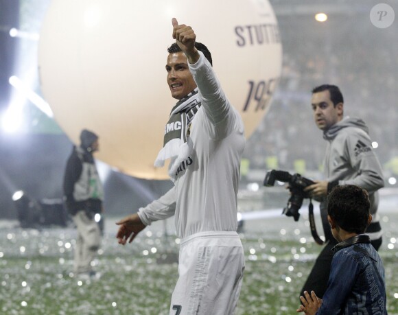 Cristiano Ronaldo et son fils Cristiano Ronaldo Jr - Cérémonie organisée au stade Santiago-Bernabeu de Madrid en l'honneur des joueurs du Real Madrid champions d'Europe le 29 mai 2016.