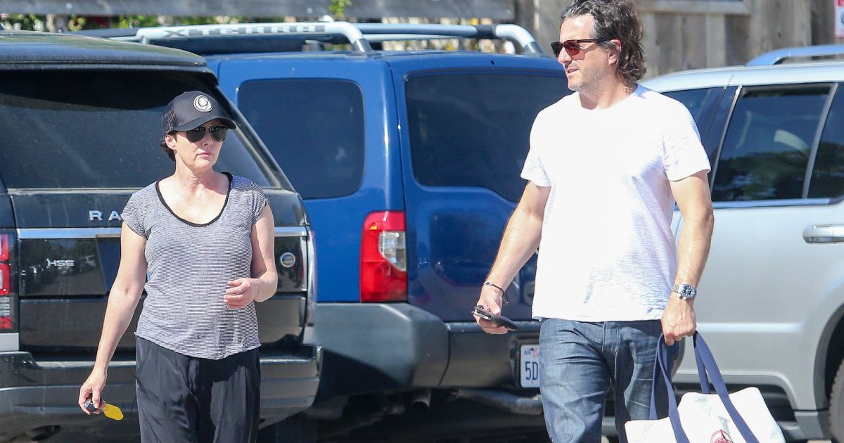 Exclusif - Shannen Doherty et son mari Kurt Iswarienko vont faire des