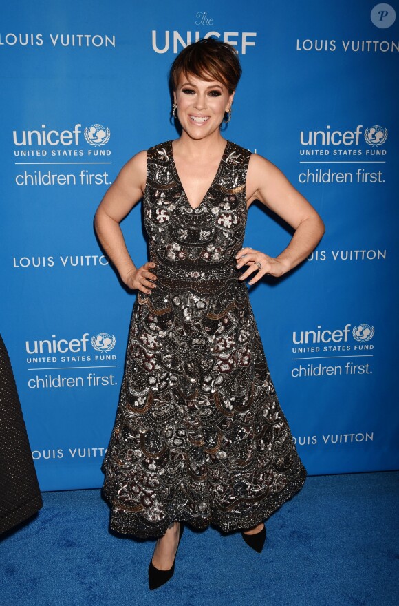 Alyssa Milano - 6ème soirée de gala biannuel UNICEF Ball 2016, en partenariat avec Louis Vuitton, à l'hôtel Beverly Wilshire Four Seasons à Beverly Hills, le 12 janvier 2016.12/01/2016 - Beverly Hills