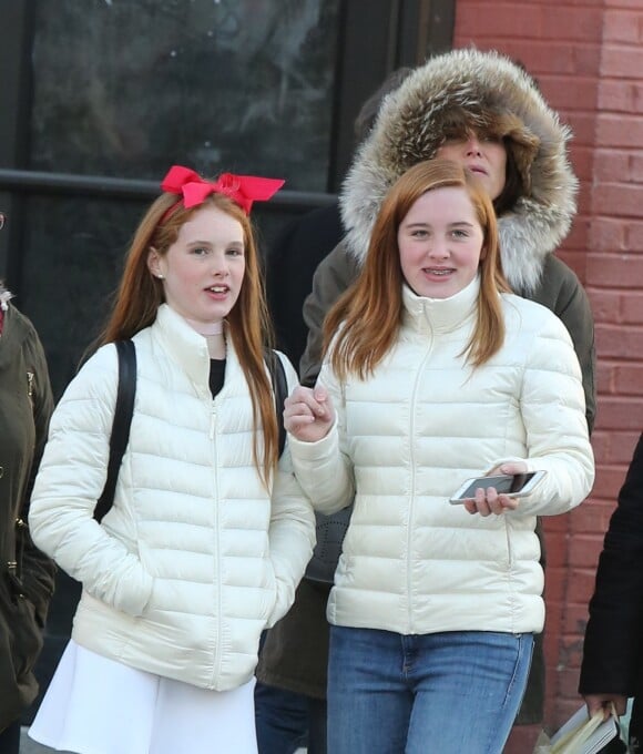 Brooke Shields et ses filles Rowan et Grier Henchy à New York, le 20 décembre 2016.
