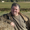 Jean-Marc, 52 ans, est viticulteur et éleveur de vaches allaitantes en Bourgogne. Candidat de "L'amour est dans le pré 2017".