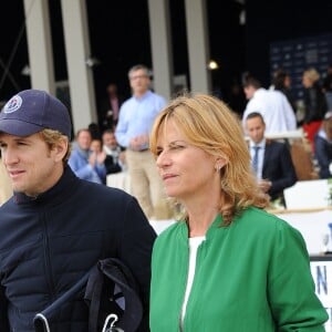 Guillaume Canet et Virginie Coupérie-Eiffel - Remise des Prix Kids Cup lors du Longines Paris Eiffel Jumping au Champ de Mars à Paris le 2 juillet 2017. © Pierre Perusseau / Bestimage