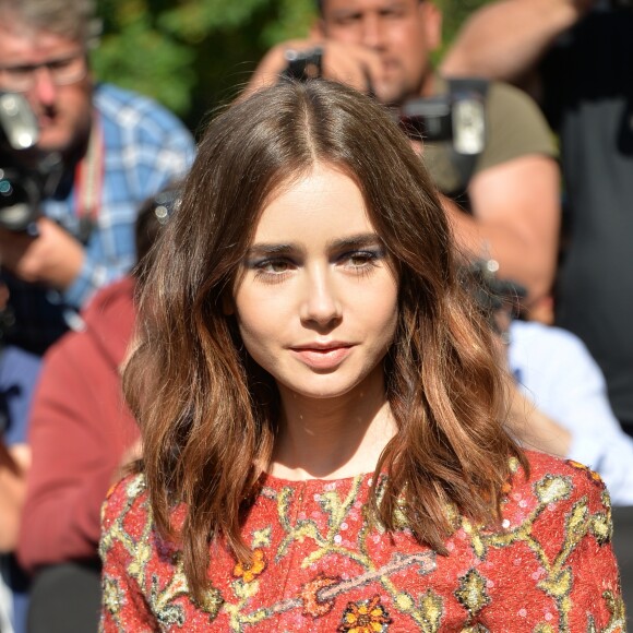 Lily Collins - Premier défilé de mode "Chanel", collection Haute Couture automne-hiver 2017/2018, au Grand Palais à Paris. Le 4 juillet 2017 © CVS - Veeren / Bestimage