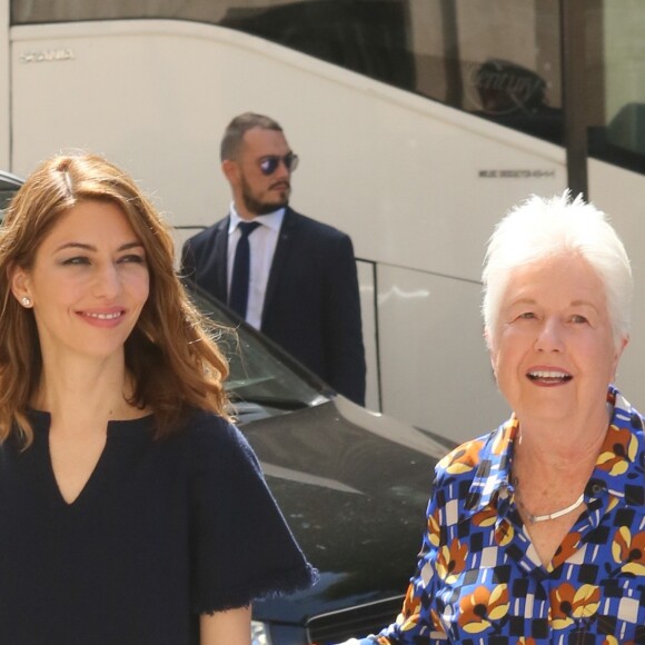Sofia Coppola et sa mère Eleanor - Deuxième défilé de mode "Chanel", collection Haute Couture automne-hiver 2017/2018, au Grand Palais à Paris. Le 4 juillet 2017 © CVS - Veeren / Bestimage