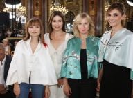 Fashion Week : Karin Viard retrouve Elsa Zylberstein et Isabelle Huppert