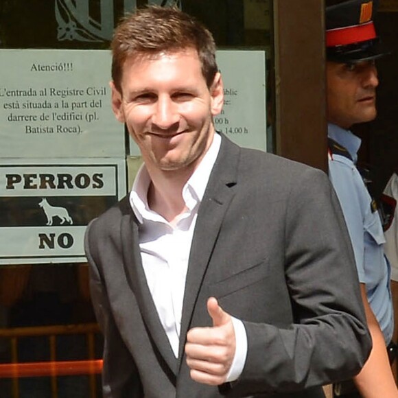 Lionel Messi - L'international de football Argentin Lionel Messi quitte le tribunal de Gava, pres de Barcelone le 27 septembre 2013. B
