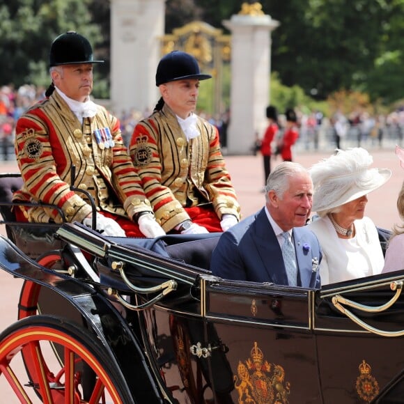 Le prince Charles et Camilla Parker Bowles, duchesse de Cornouailles - Le couple royal d'Espagne reçu au palais de Buckingham par la famille royale d'Angleterre à Londres. Le 12 juillet 2017  Prince Charles and the Duchess of Cornwall in the State Carriage at Buckingham Palace, London during King Felipe VI's State Visit to the UK.12/07/2017 - Londres