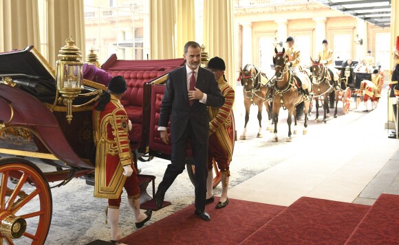 Le roi Felipe VI d'Espagne - Le couple royal d'Espagne reçu au palais de Buckingham par la famille royale d'Angleterre à Londres. Le 12 juillet 2017  Reception ceremony on occasion for their official visit to United Kingdom in London on Wednesday 12 July 2017. On the first day of their 3 day tour of United Kingdom12/07/2017 - Londres