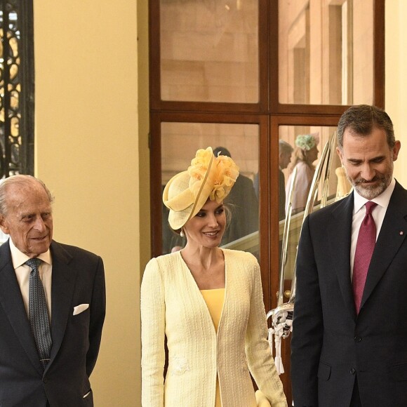 Le prince Philip, duc d'Edimbourg, la reine Letizia et le roi Felipe VI d'Espagne, la reine Elisabeth II d'Angleterre - Le couple royal d'Espagne reçu au palais de Buckingham par la famille royale d'Angleterre à Londres. Le 12 juillet 2017  Reception ceremony on occasion for their official visit to United Kingdom in London on Wednesday 12 July 2017. On the first day of their 3 day tour of United Kingdom12/07/2017 - Londres