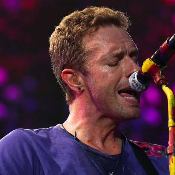 Coldplay en concert au Stade de France, Saint-Denis, le 15 juillet 2017.