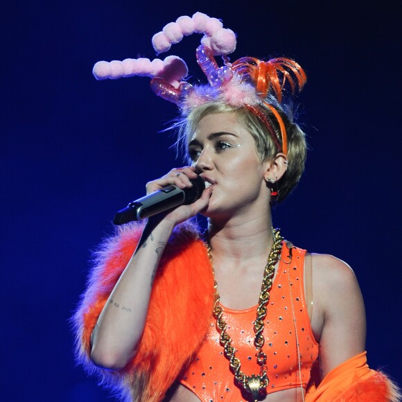 Miley Cyrus en concert au Allphones Arena de Sydney le 17 octobre 2014 pour sa tournée Bangerz Tour.