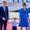 Le prince William et la duchesse Catherine de Cambridge sont arrivés avec leurs enfants le prince George et la princesse Charlotte à Berlin le 19 juillet 2017 pour la suite de leur visite officielle entamée en Pologne.