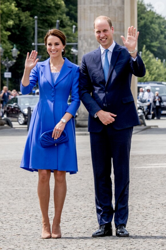Kate Middleton et le prince William en visite à la porte de Brandebourg à Berlin, le 19 juillet 2017.
