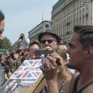 Kate Middleton et le prince William en visite à la porte de Brandebourg à Berlin, le 19 juillet 2017.