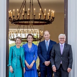 Kate Middleton, duchesse de Cambridge et le prince William, duc de Cambridge, reçus au palais de Bellevue à Berlin par le président Frank-Walter Steinmeier et sa femme Elke Büdenbender, le 19 juillet 2017.