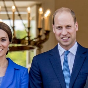 Kate Middleton, duchesse de Cambridge et le prince William, duc de Cambridge, reçus au palais de Bellevue à Berlin par le président Frank-Walter Steinmeier et sa femme Elke Büdenbender, le 19 juillet 2017.