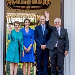 Kate Middleton, duchesse de Cambridge et le prince William, duc de Cambridge, reçus au palais de Bellevue à Berlin par le président Frank-Walter Steinmeier et sa femme Elke Büdenbender, le 19 juillet 2017.