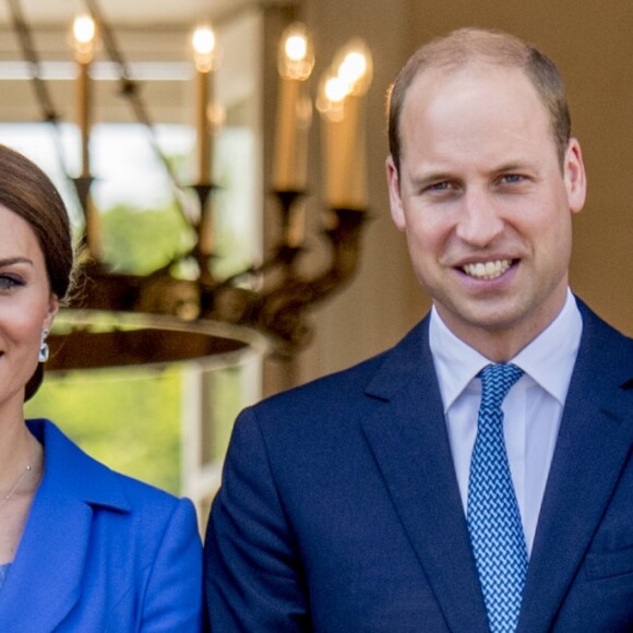 Kate Middleton, duchesse de Cambridge et le prince William, duc de Cambridge, reçus au palais de Bellevue à Berlin par le président Frank-Walter Steinmeier et sa femme Elke Büdenbender, le 19 juillet 2017.