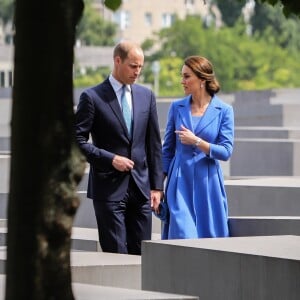 Le prince William et Kate Middleton au Mémorial de l'Holocauste à Berlin, à Berlin le 19 juillet 2017 dans le cadre de leur visite officielle.