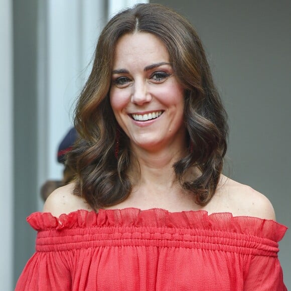 Kate Middleton, duchesse de Cambridge, en Alexander McQueen lors de la garden party organisée par l'ambassadeur de Grande-Bretagne à Berlin le 19 juillet 2017 en l'honneur de l'anniversaire de la reine.