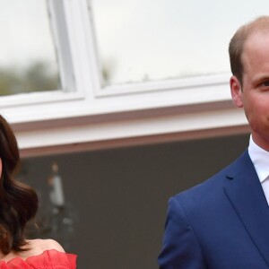 Le prince William et la duchesse Catherine de Cambridge lors de la garden party organisée par l'ambassadeur de Grande-Bretagne à Berlin, Sebastian Wood, le 19 juillet 2017 en l'honneur de l'anniversaire de la reine.