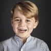 Portrait officiel du prince George dévoilé par le Prince William et Kate Middleton le 21 juillet 2017 à l'occasion du quatrième anniversaire de leur fils, célébré le 22 juillet 2017.