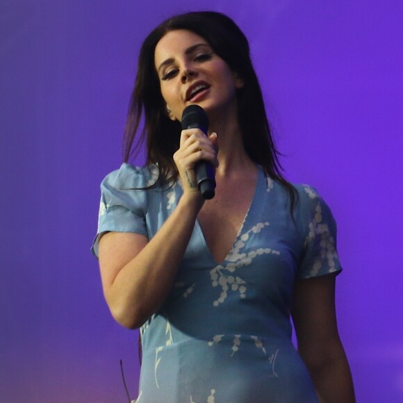 Lana Del Rey - Deuxième jour du Festival Lollapalooza à Paris. Le 23 juillet 2017 © Lise Tuillier