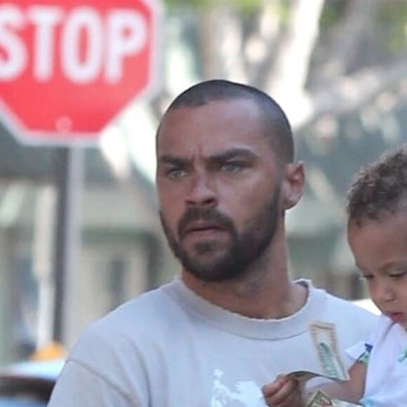 Exclusif - L'acteur Jesse Williams est allé déjeuner avec ses enfants Sadie et Maceo, dont il tente d'obtenir la garde après son divorce. Le 21 juillet 2017