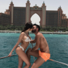 Nabilla et Thomas s'embrassant langoureusement à Dubaï, le 4 juin 2017.
