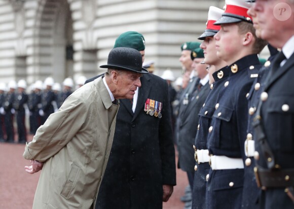 Le prince Philip, duc d'Edimbourg, a accompli la dernière mission - la 22 220e - de sa carrière royale de 65 années le 2 août 2017 au palais de Buckingham à Londres, à l'occasion d'une parade des Royal Marines, la Captain General's Parade, marquant la fin du 1664 Global Challenge, une initiative caritative.