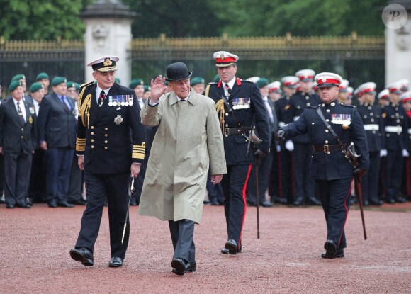 Le prince Philip, duc d'Edimbourg, a accompli la dernière mission - la 22 220e - de sa carrière royale de 65 années le 2 août 2017 au palais de Buckingham à Londres, à l'occasion d'une parade des Royal Marines, la Captain General's Parade, marquant la fin du 1664 Global Challenge, une initiative caritative.