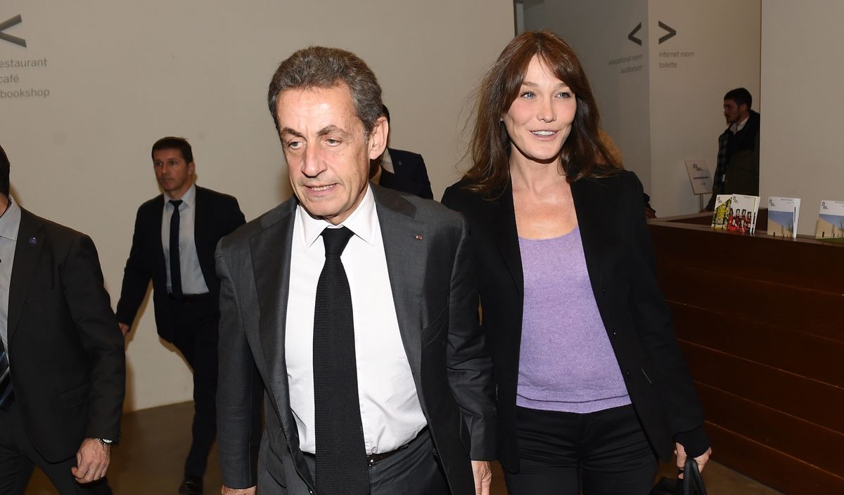 Nicolas Sarkozy Tatouage Montre Télécharger
