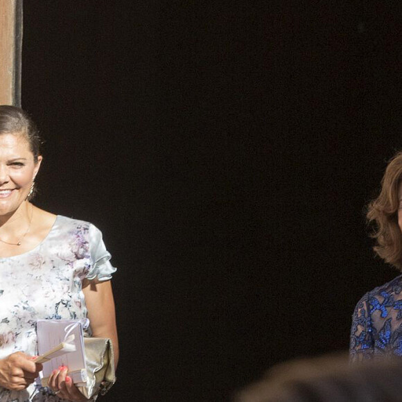 La princesse Victoria et la reine Silvia de Suède assistaient le 7 août 2017 au mariage d'Helena Sommerlath, nièce de Silvia, et de son compagnon Ian Martin, en la cathédrale de Palma de Majorque.