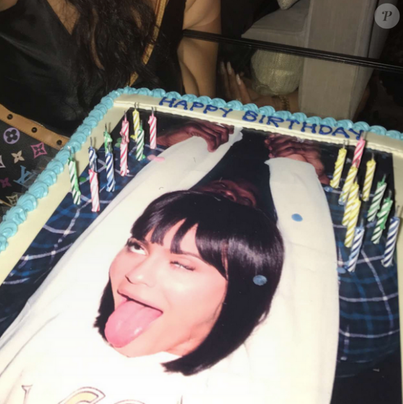 Kylie Jenner fête ses 20 ans au STAPLES Center, à l'issue du concert de Kendrick Lamar. Los Angeles, nuit du 9 au 10 août 2017.