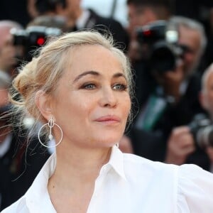 Emmanuelle Béart - Montée des marches du film de la Soirée 70e Anniversaire lors du 70e Festival International du Film de Cannes. Le 23 mai 2017. © Borde-Jacovides-Moreau / Bestimage