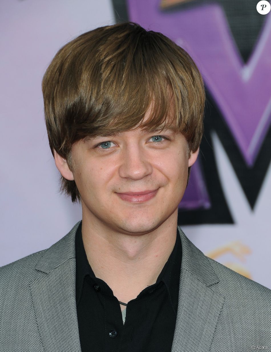 Jason Earles à La Première De Hannah Montana The Movie à Los Angeles Le 2 Avril 2009 Purepeople 3568