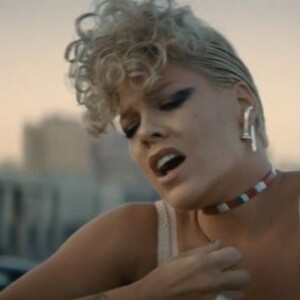Pink - Extrait du clip What About Us