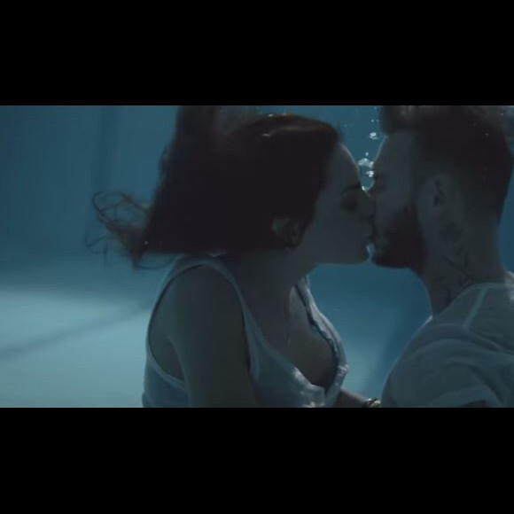 La comédienne et mannequin Emily D'Angelo, qui a tourné le clip "Le Monde" avec M Pokora, est décédée.