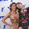 Paris Jackson et Caroline D'Amore à la soirée MTV Video Music Awards 2017 au Forum à Inglewood, le 27 août 2017.